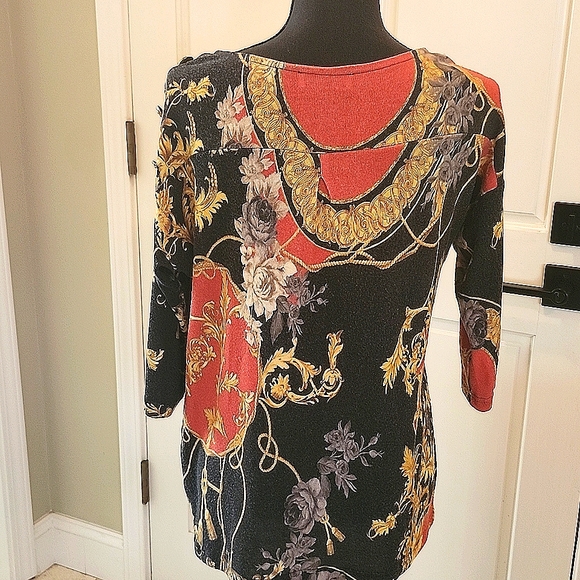 Sweater - Picture 3 of 3